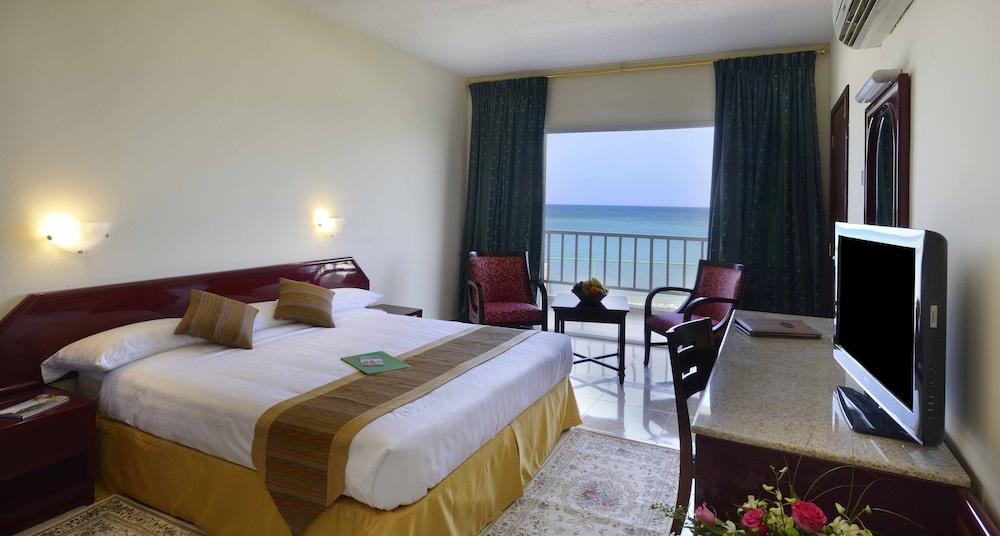 Resort Sur Beach Holiday Exterior foto